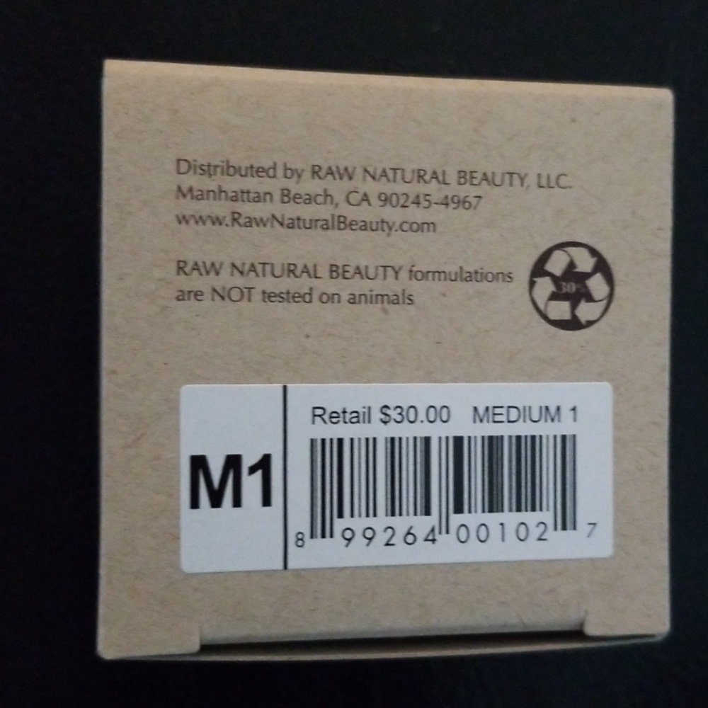 *Raw Minerals Foundation - M1 (Medium 1)